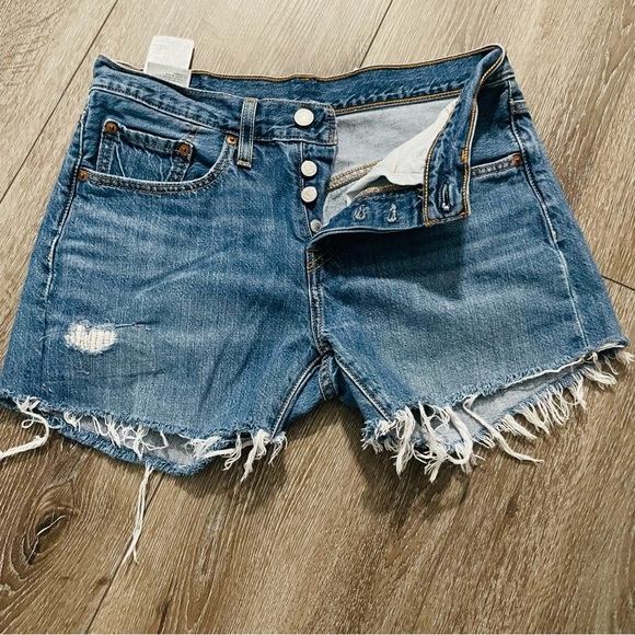 Custom Levi’s 501 cut off Jean shorts Size 26 Dark Wash - Picture 3 of 8